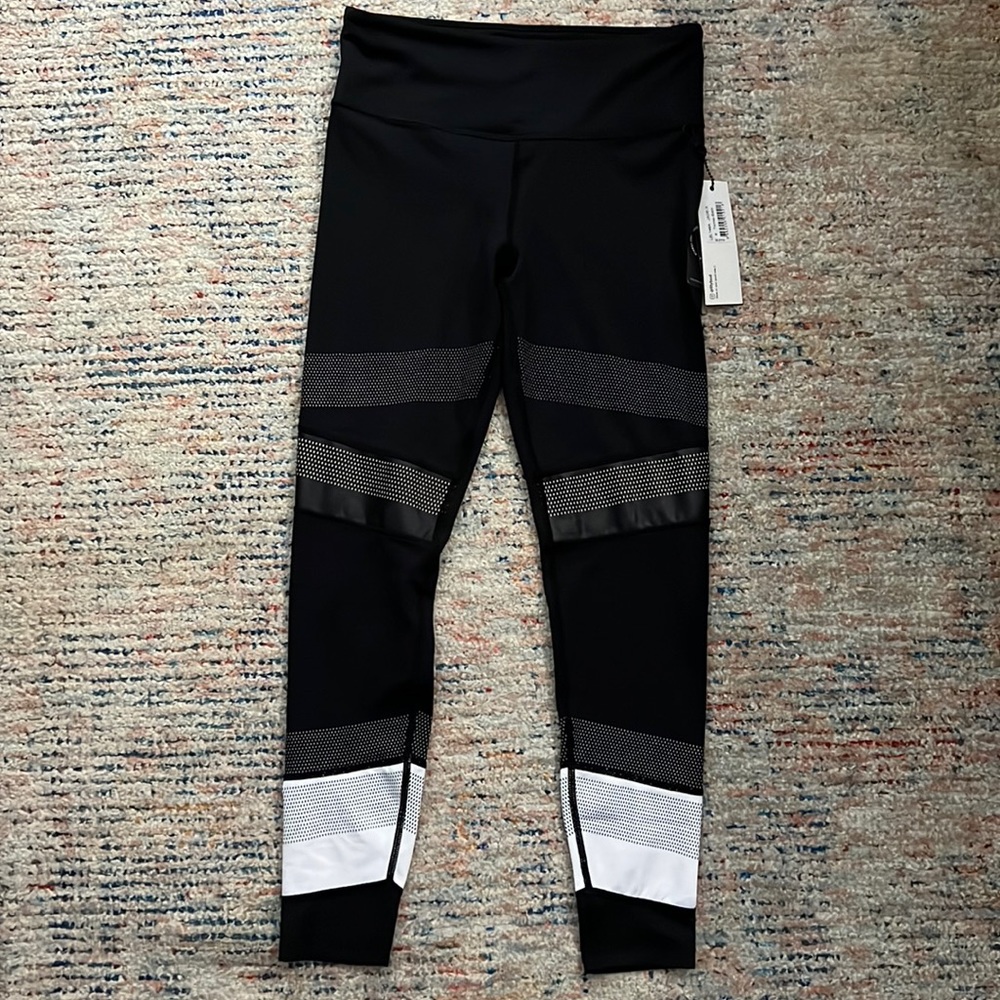 Lilybod Australian workout leggings.